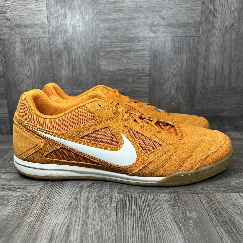 Nike Gato Indoor Soccer Shoes Mens 15 Orange Suede Gum Sole NEW HQ6020-800